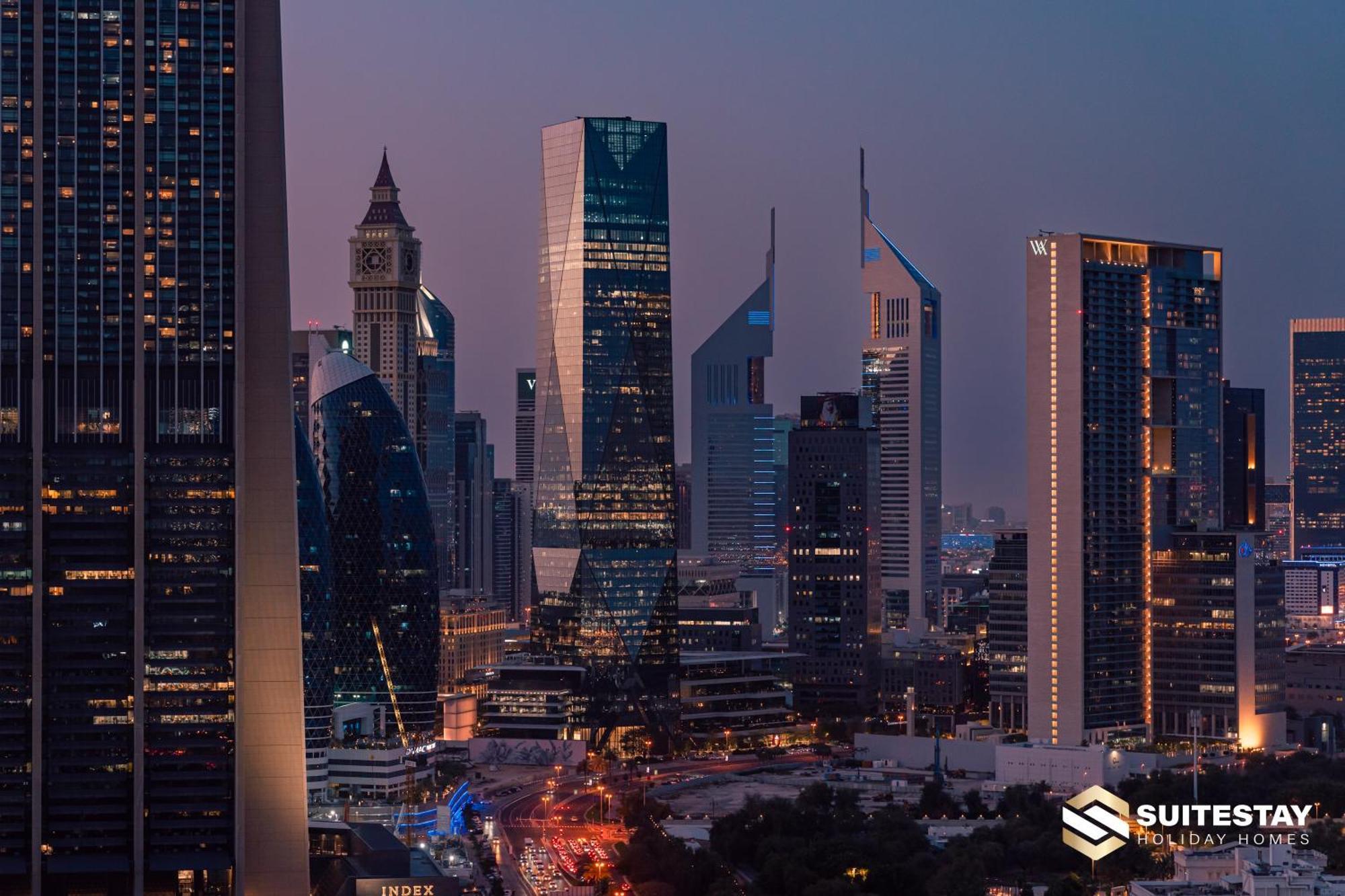 Suitestay Address Mall Дубай